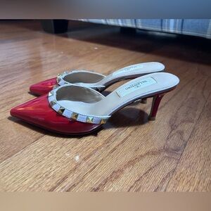 VALENTINO GARAVANI ROCKSTUD Kitten Heels